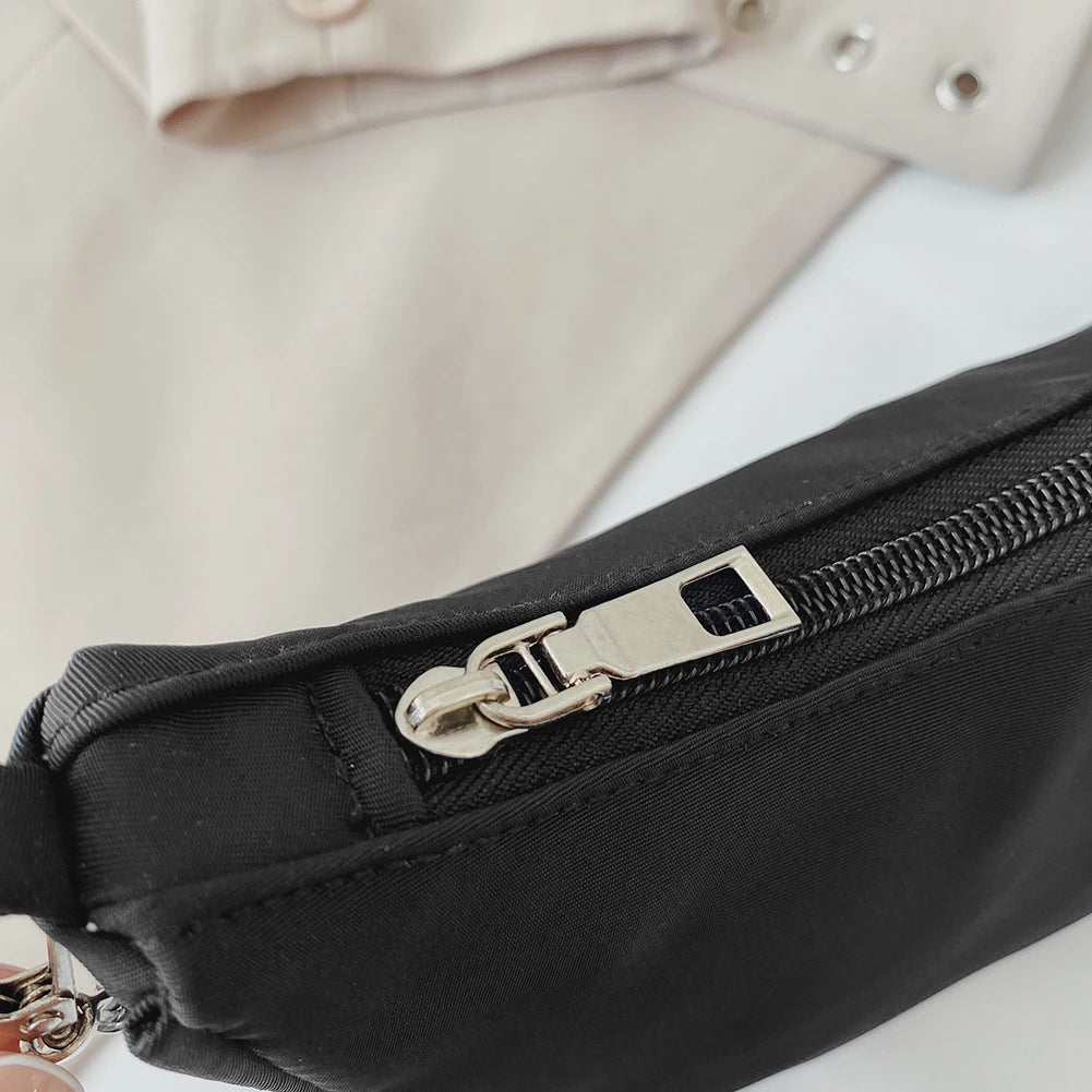 ChicChain Shoulder Bag