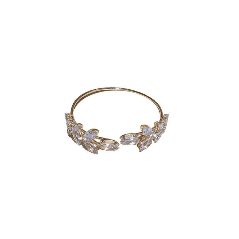 Wearluxe Delicate Leaf Bracelet